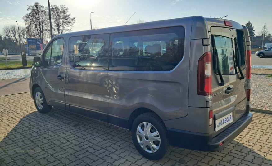 Renault Trafic Trafic – 9 osób – 1.6 diesel 120 KM