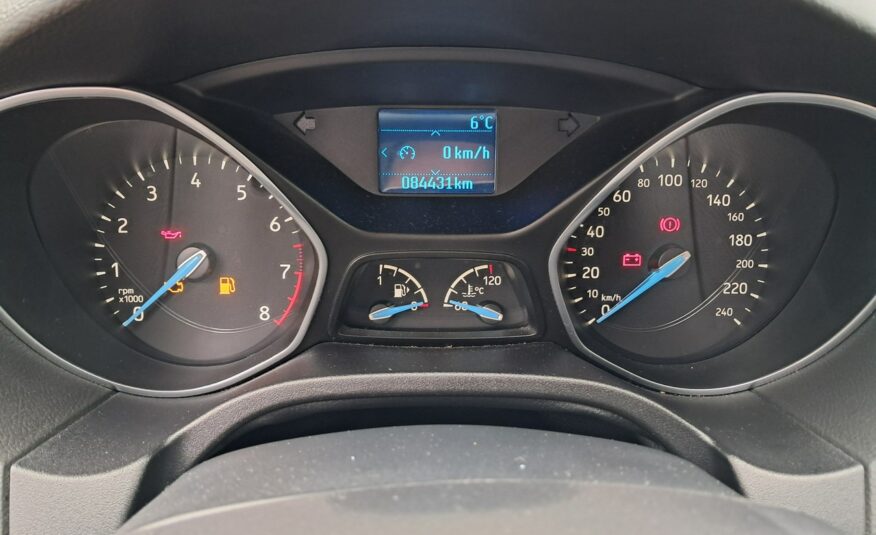 Ford Focus 1.6 105 KM – salon Polska