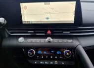 Hyundai Elantra smart design tech – automat