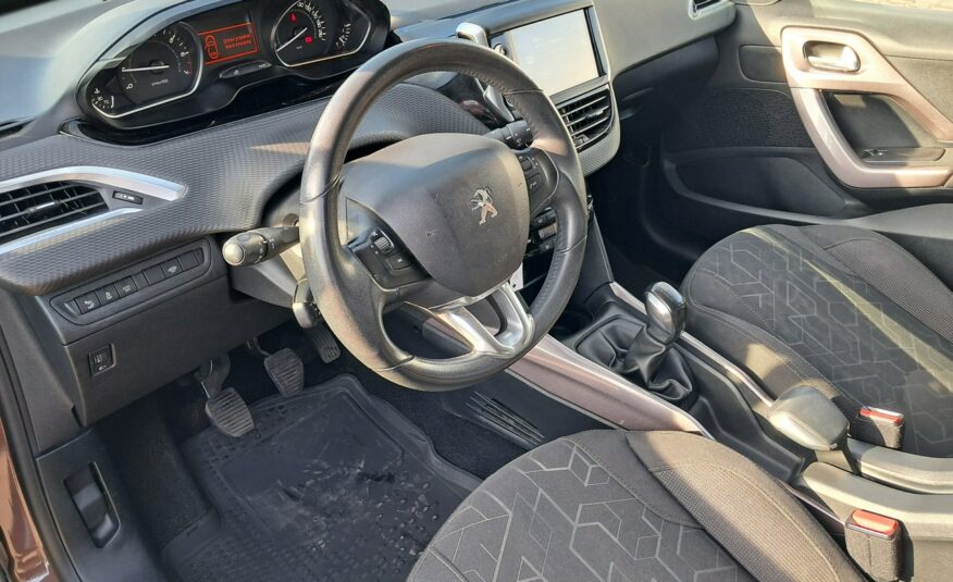 Peugeot 2008 Style 1.2 110 KM