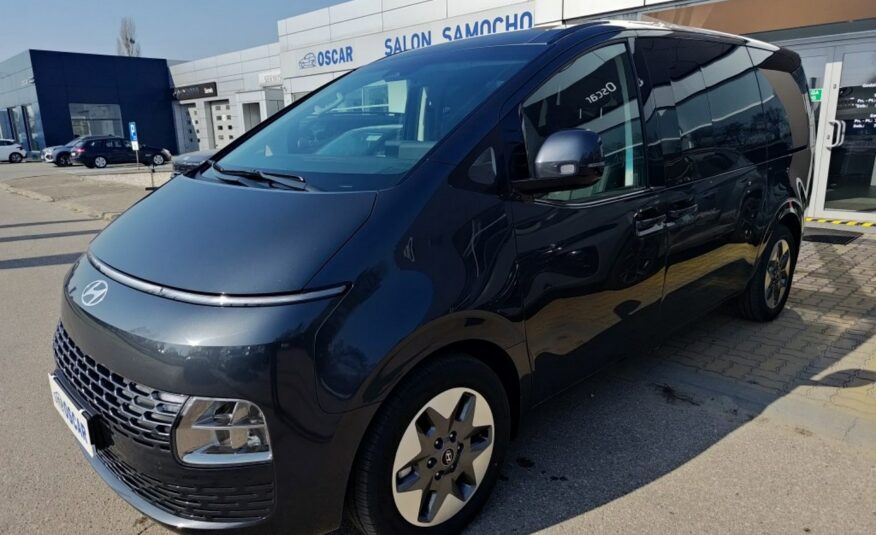 Hyundai Staria smart vip – tylko 800km przebiegu